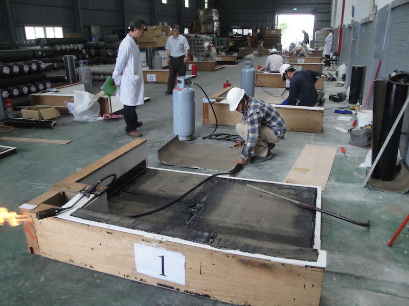 烘烤系防水施工