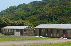 核一厂小坑仓库彩色钢浪板屋顶修缮工程